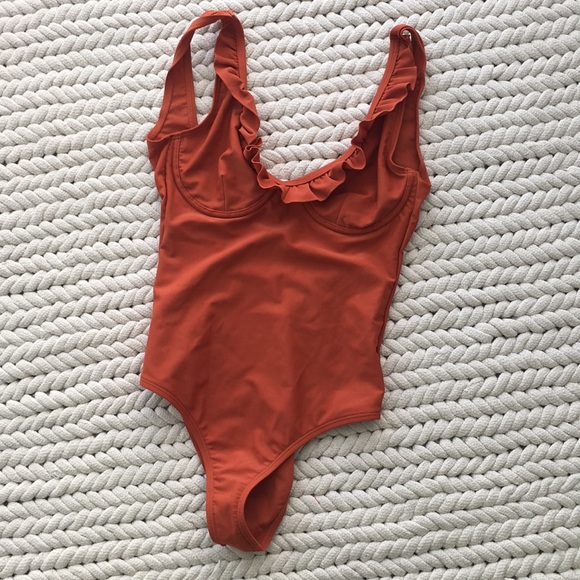 NA-KD Cup Frill Swimsuit - Picture 6 of 7